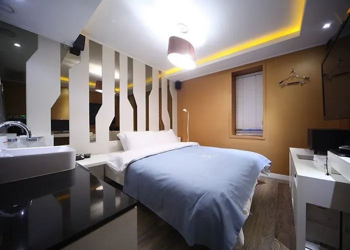 Shinchon Aida Motel