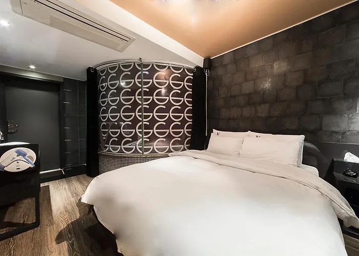 Motel Shinchon Aida