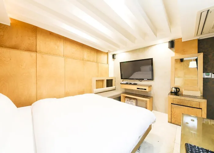Shinchon Aida Motel
